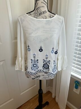NWT Aeropostale White Peasant Long Sleeve Shirt with Blue Embroidery Women’s SM